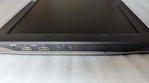 Hori Portable Gaming Monitor PS4-087 - Picture 6 of 7