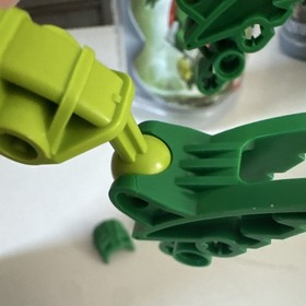 LEGO BIONICLE 8564 Lehvak Bohrok Canister Set 40pcs Vintage 7+