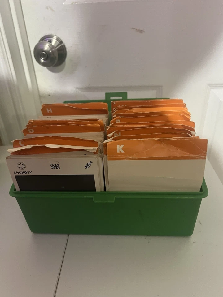 Tesoro de Vida Silvestre Ilustrado DE COLECCIÓN Varios Cientos Tarjetas y Estuche de Datos de Animales Foto 4 de 4