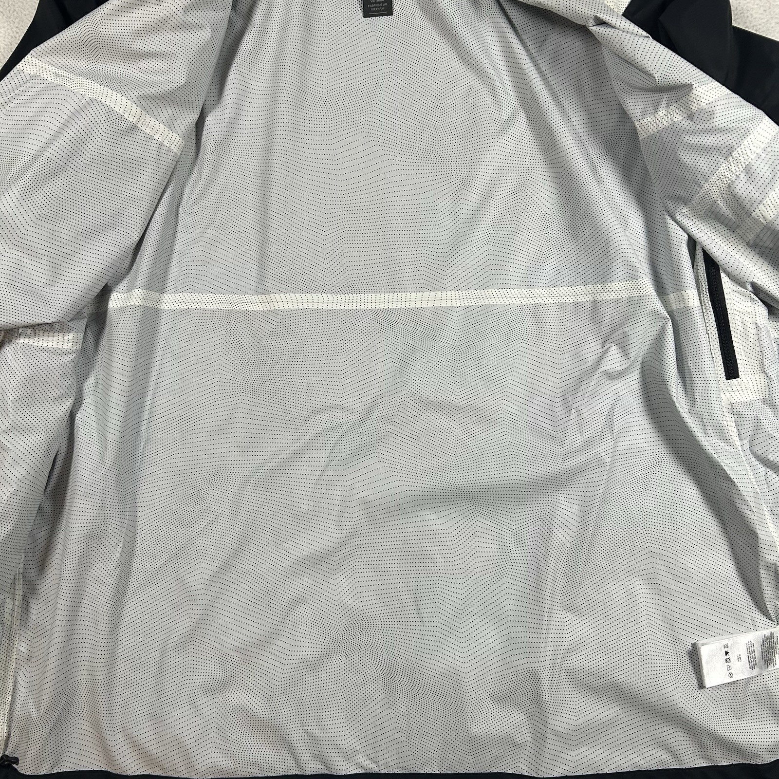 Mountain Hardware Rain Jacket Black Shell Jacket … - image 4