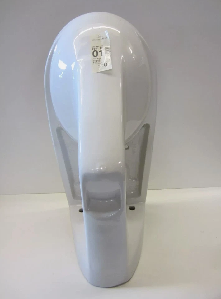 Villeroy & Boch OMNIA-VITA Wall Mounted Toilet 76011001 700mm Deep - Image 3 of 4