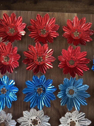 24 VTG Christmas Tree Light Bulb Reflectors Aluminum Foil Star Flowers Japan 4” - Picture 5 of 9