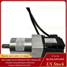 Yaskawa New Electric SGMPS-01ACA-YA12 AC Servo Motor with Contains cable