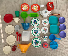 Vintage Kids Pretend Play Plastic Dish Set Tea Pot Plates Cups Cookware Lot