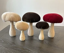 Flora Bunda Retro Velvet Wooden Mushroom Decor Set Of 5