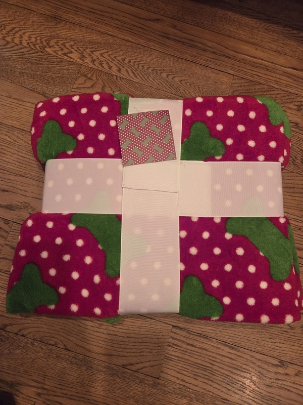 Dog Bone Polka Dots Christmas Blanket Throw For Dog, Travel