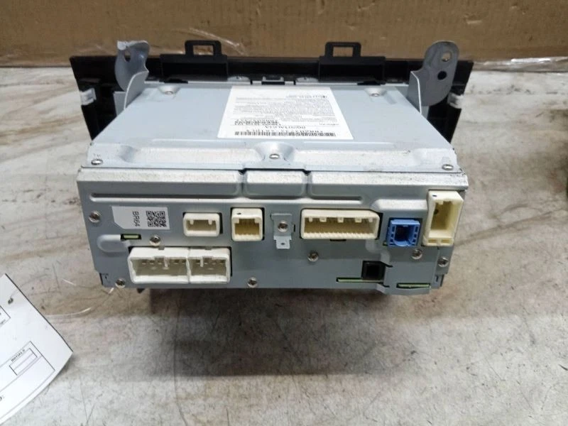 Equipo de audio receptor de radio identificación del mercado de EE. UU. 86201AL64A compatible con 15 LEGACY 218335 Foto 4 de 4