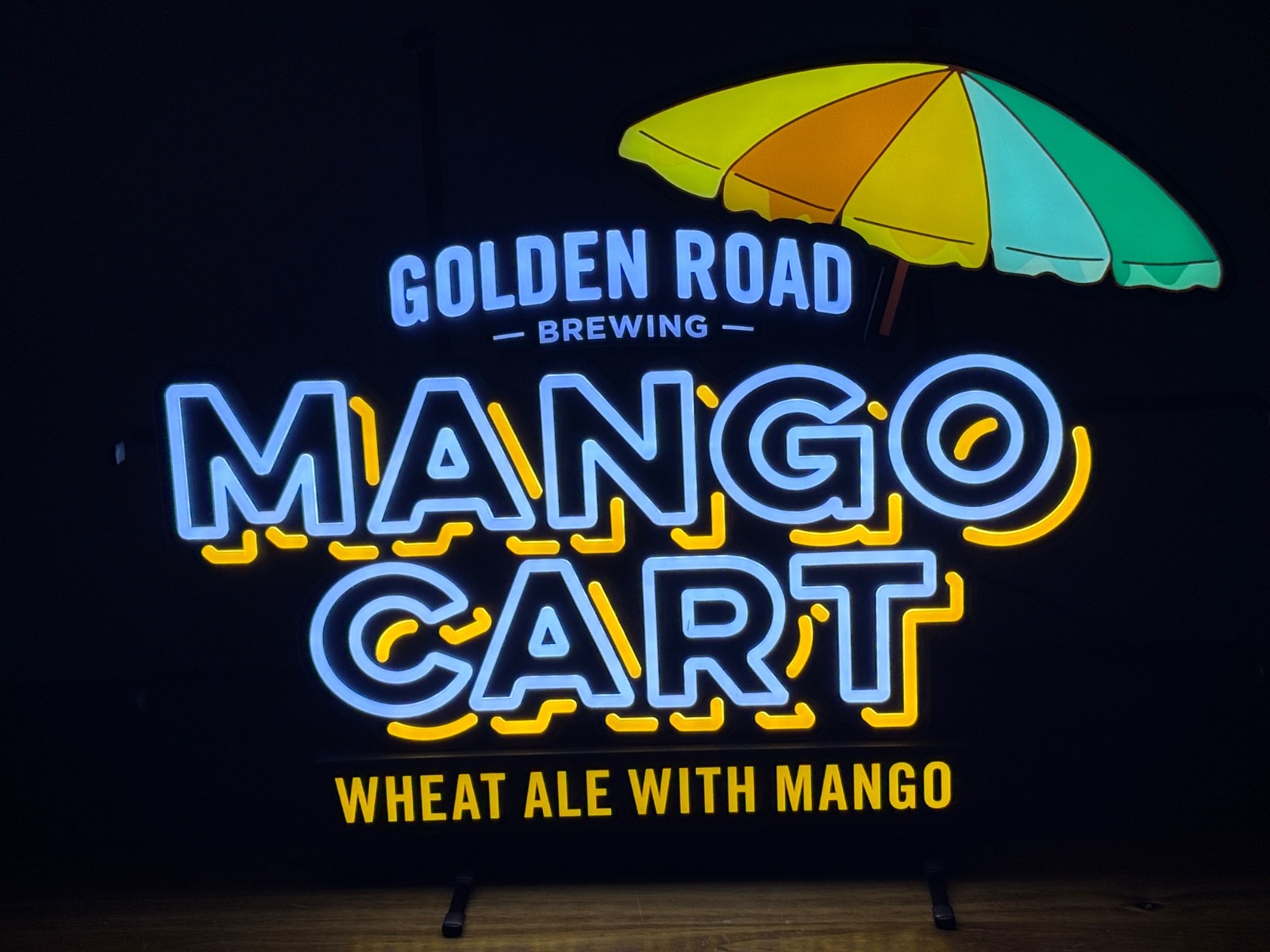 GOLDEN ROAD BREWING  MANGO CART LED BEER BAR SIGN MAN CAVE GARAGE DECOR NEW