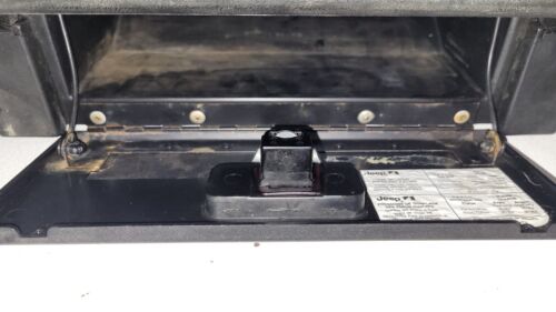 Guantera de bloqueo gris oscuro Jeep Wrangler YJ 1987-1995 buena usada OEM - Imagen 3 de 11
