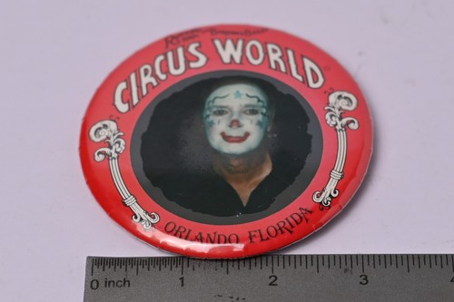 Ringling Bros and Barnum & Bailey Circus World Orlando Florida Pinback Button - Picture 3 of 4