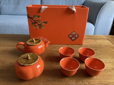 Chinesisches Orangenteeservice in Präsentationsbox - Teekanne, Zuckerdose + 4 Tassen