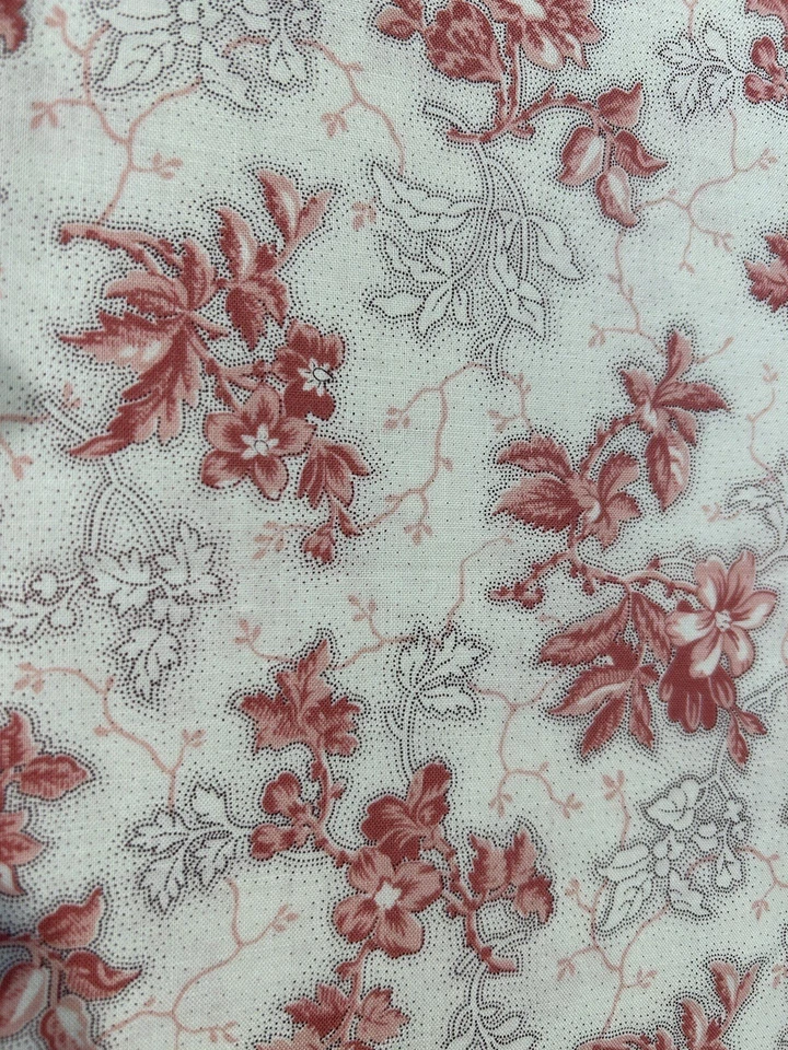 Michael Miller Rose Creme Floral Leaves Flowers 100% COTTON QUILT FABRIC - Изображение 3 из 4