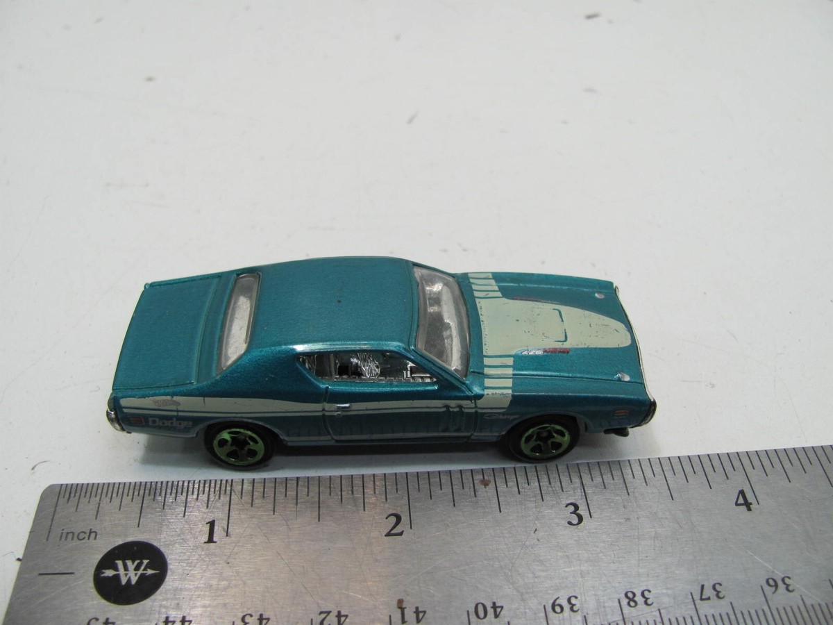 Hot Wheels ‘71 Dodge Charger 1 of 3,000 s-l1200.jpg
