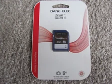 Brand New Dane-Elec SDHC 4GB Class 6 Card (4340B003AA)