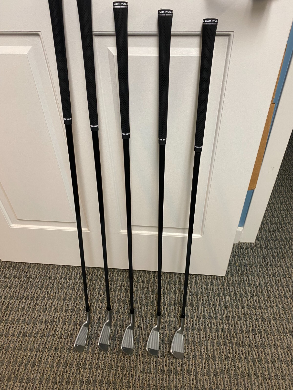 PING G425 5piece Iron Set Green Dot Reg. Flex Graphite eBay