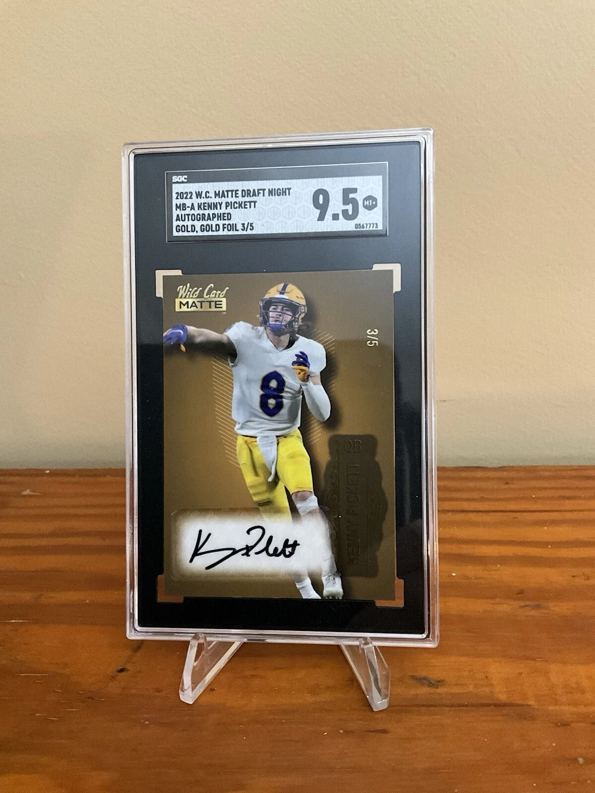 Kenny Pickett Wild Card Matte Gold Draft Pick Autographs #MBA Rose Gold Foil