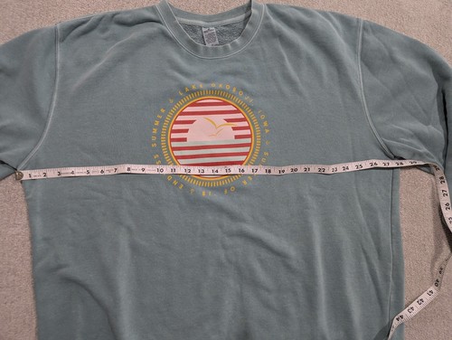 Lake Okoboji, IA Crewneck Oversized Sweatshirt Unisex Size 2XL Super Soft - Picture 4 of 10