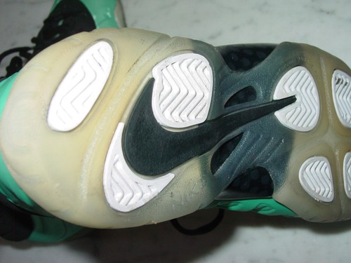 2017 Nike Air Foamposite Pro "Island Green" Island Green/Platinum Shoes! Size 4Y - Picture 11 of 12