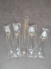 Oneida Flatware 5 Piece Place Setting Affection USA Silverware READ!
