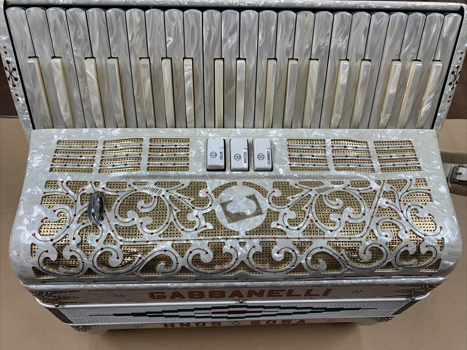Gabbanelli Piano Accordion 41 Keys 3 Registers Pearl White eBay