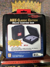 Nintendo Classic Edition NES Mini + Extra Controller + Case