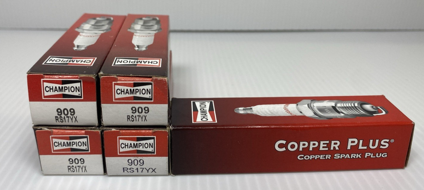 Lot of 5 Champion Copper Plus Spark Plugs 909 RS17YX