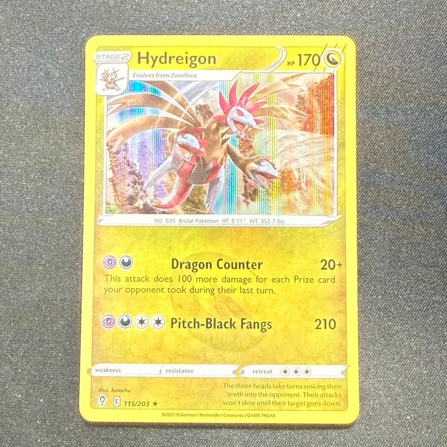 Hydreigon 115/203 Holo Rare Holo SWSH07: Evolving Skies Pokemon TCG