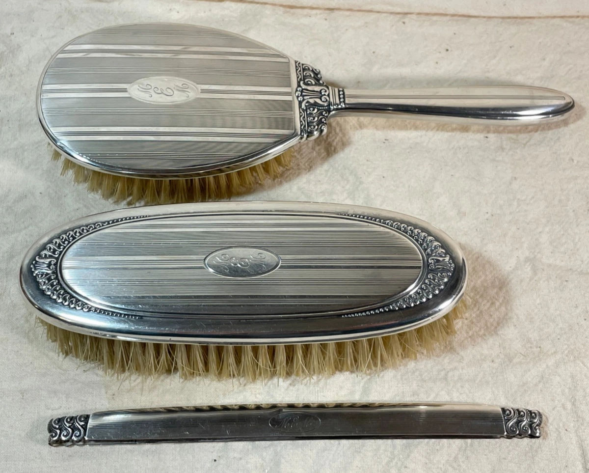 シルバーsterling 製オーバル型ブラシ Wallace Antique US Sterling Silver Brushes & Grooming Sets for