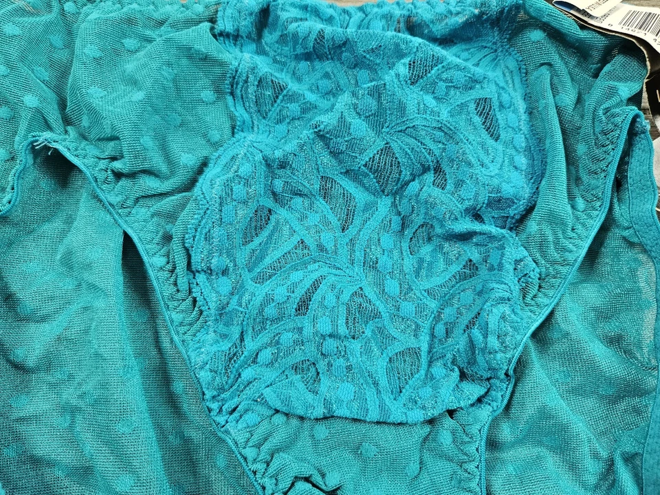 Nuevo con etiquetas Bragas de encaje elásticas de lycra corte alto Maidenform vintage verde azulado medianas Foto 2 de 4