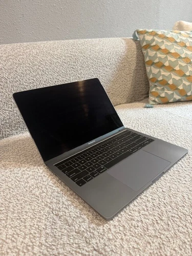 Apple MacBook Pro 13" 2019 with Touch Bar Space Gray Model: A1989
