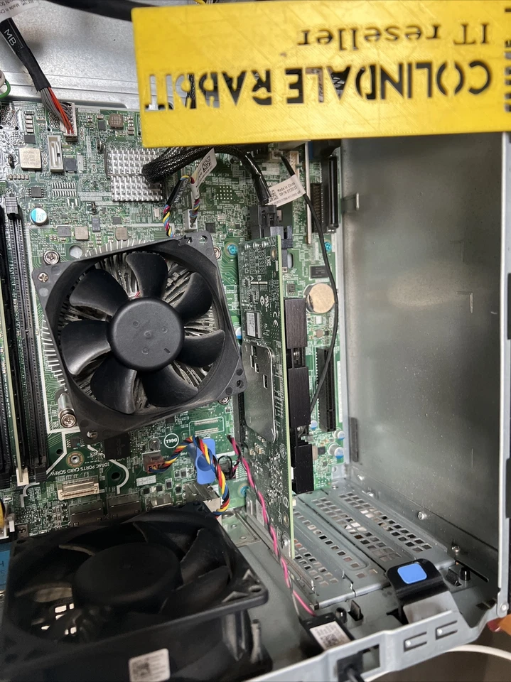 Dell PowerEdge T130 Intel Xeon E3 1220v5 3.0GHz 8GB h330 12g 4*6tb sas 24tb - Image 4 of 4