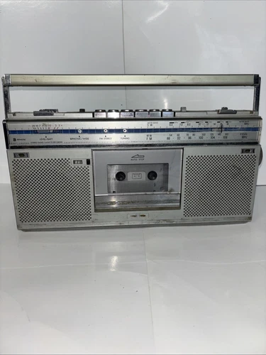 Vintage JVC/VICTOR RC-45 Stereo Radio Cassette Recorder RARE Untested