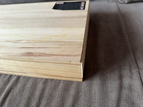 Assassin’s Creed III - Collector’s Press Kit Tomahawk Edition Wooden Chest - Picture 8 of 17