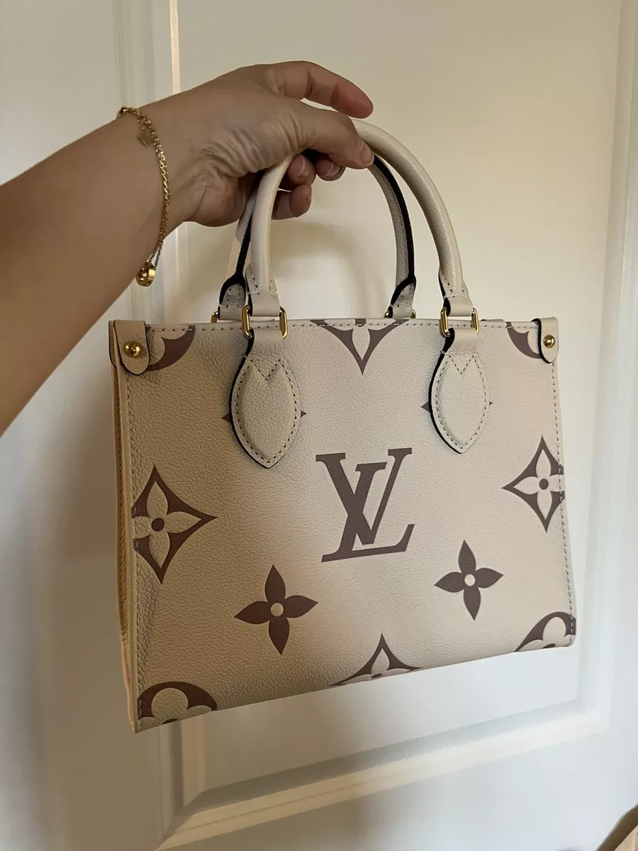 Louis Vuitton On The Go PM Tote Bicolor White Leather with Strap