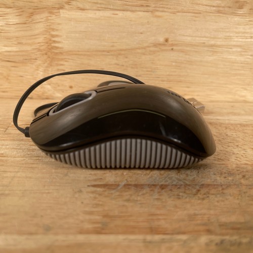 Targus PAUM7501U Gray/Black Wired USB 3-Buttons Retractable Optical Mouse For PC - Picture 3 of 3