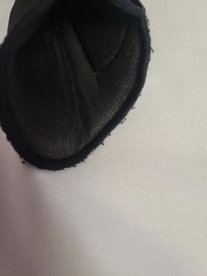 Uncle Mike's Right Side Clip Holster Size 10 - Image 4 of 4