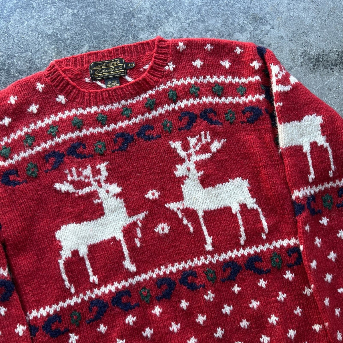 Vintage 80s 90s Eddie Bauer Wool Deer Animal Print Sweater Fits