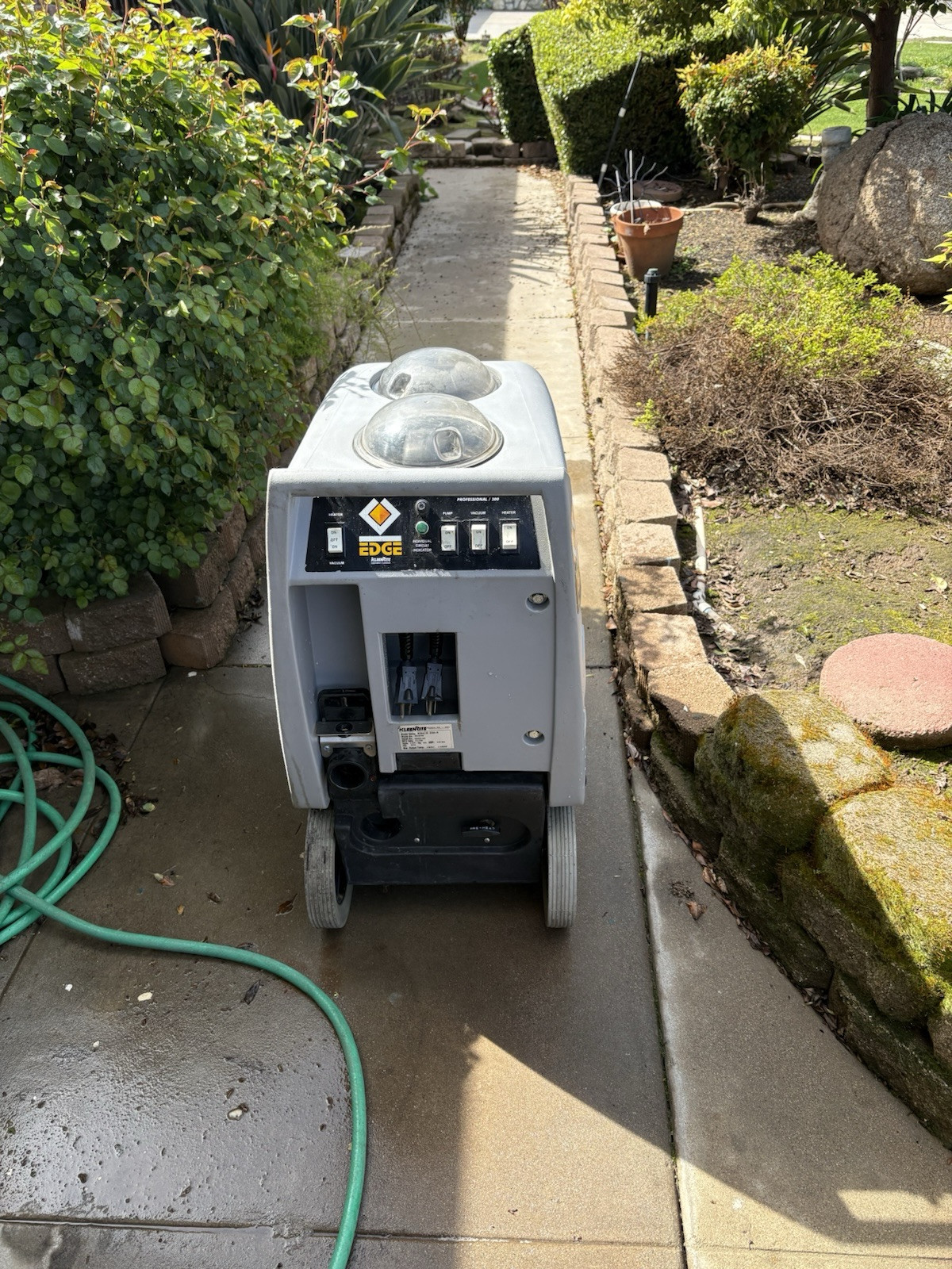 Powerful Carpet Cleaner Machine for Deep Stain Removal-image