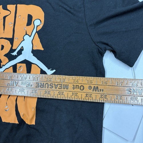 Jordan Fuel Up Cool Down T-Shirt Kids M Black Graphic Print Crew Neck SRT589 NEW - Picture 6 of 6