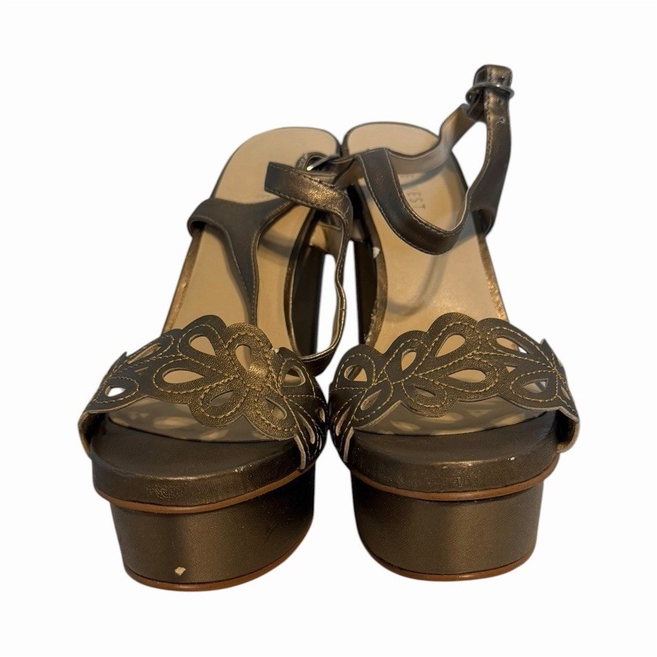 Nine West Bronze Platform Heels  size 8