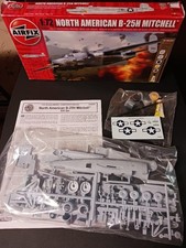 Airfix North American B-25H Mitchell Bomber 1...