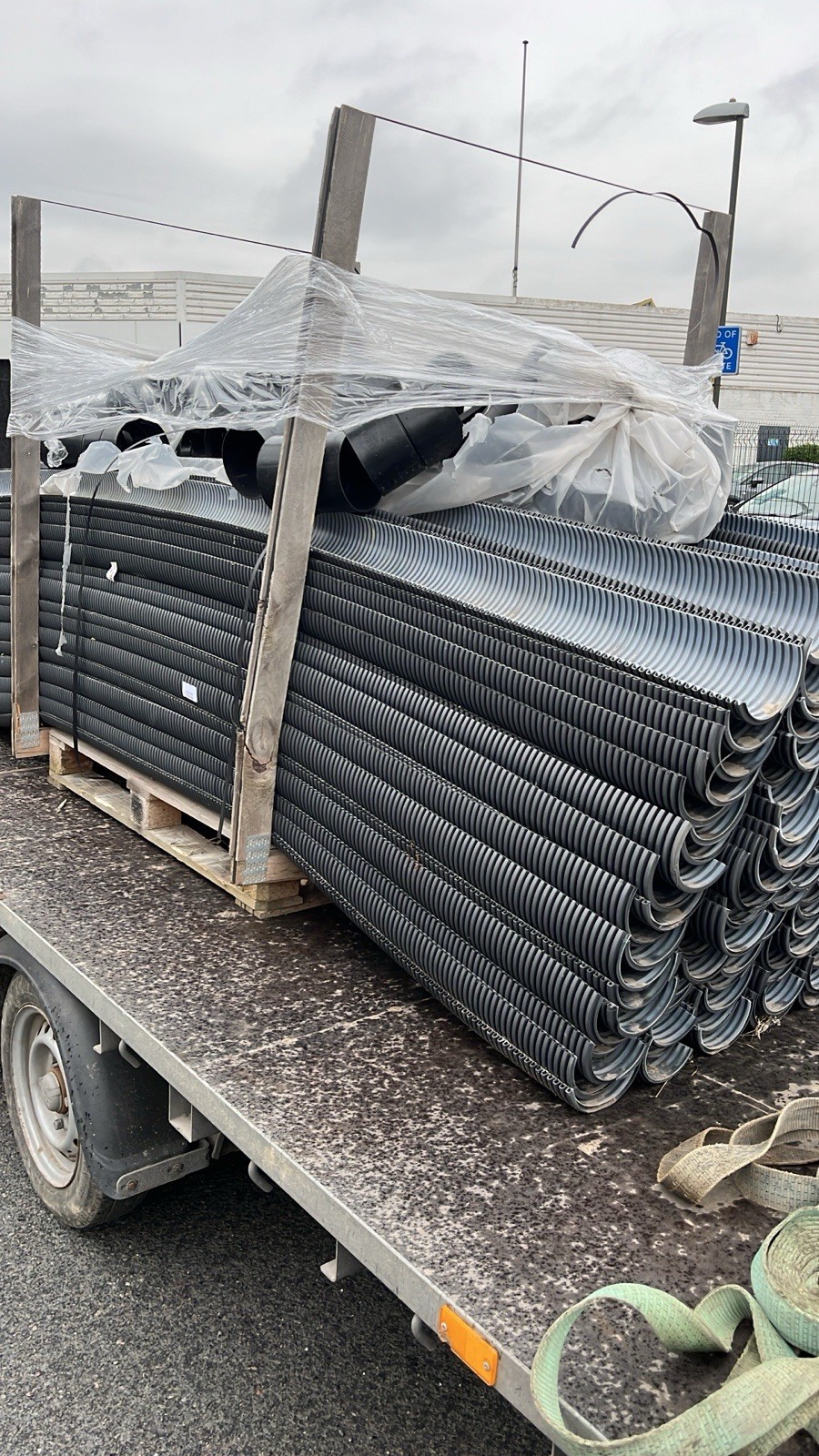 Cable Ducting With Coupling