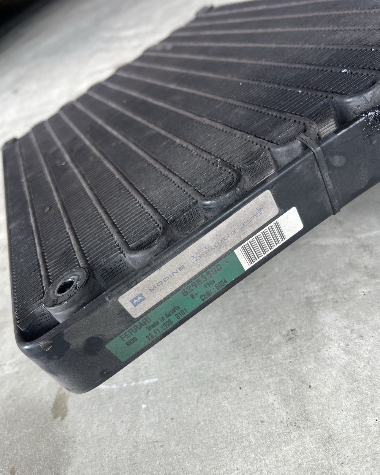 Ferrari F355 AC Condenser Radiator 62963600 Modine