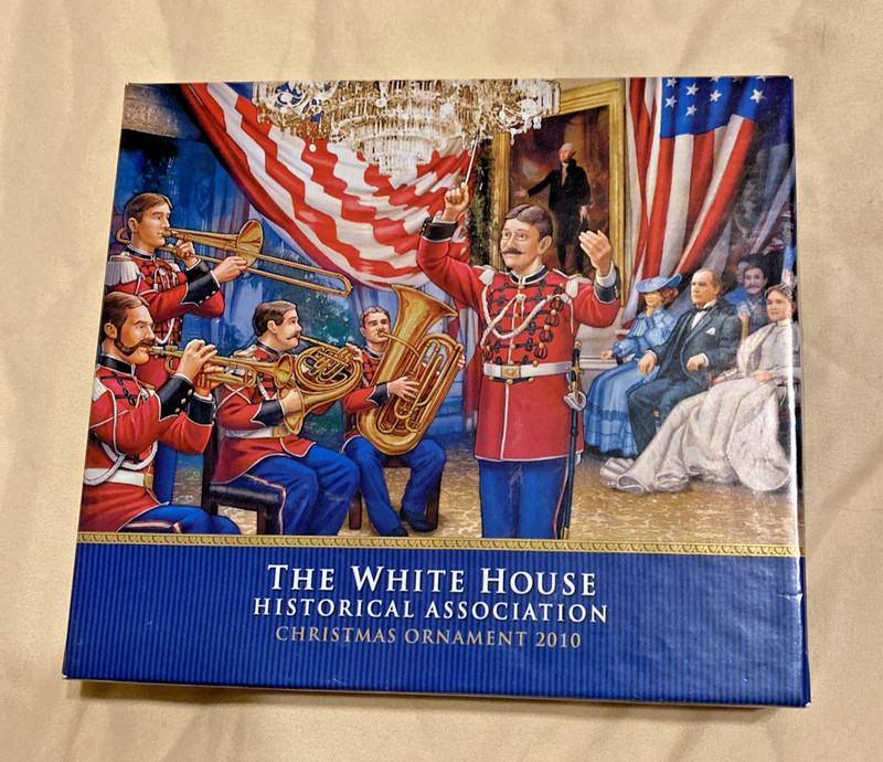 2010 White House Historical Assoc. Christmas Ornament Music at the White House