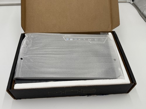 ASUS Zen Screen MB16ACV 15.6 inch *OPEN BOX* - 第 9/15 張圖片