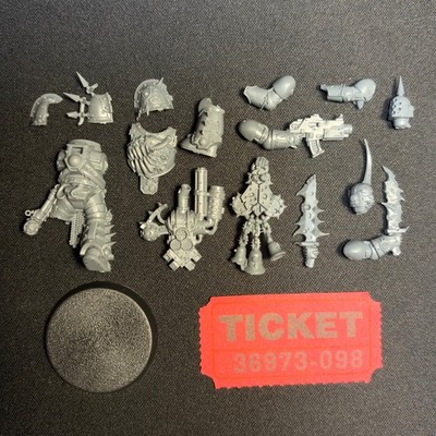 PLAGUE MARINE B ICON DESPAIR BEARER WARHAMMER 40K DEATH GUARD NURGLE CHAOS