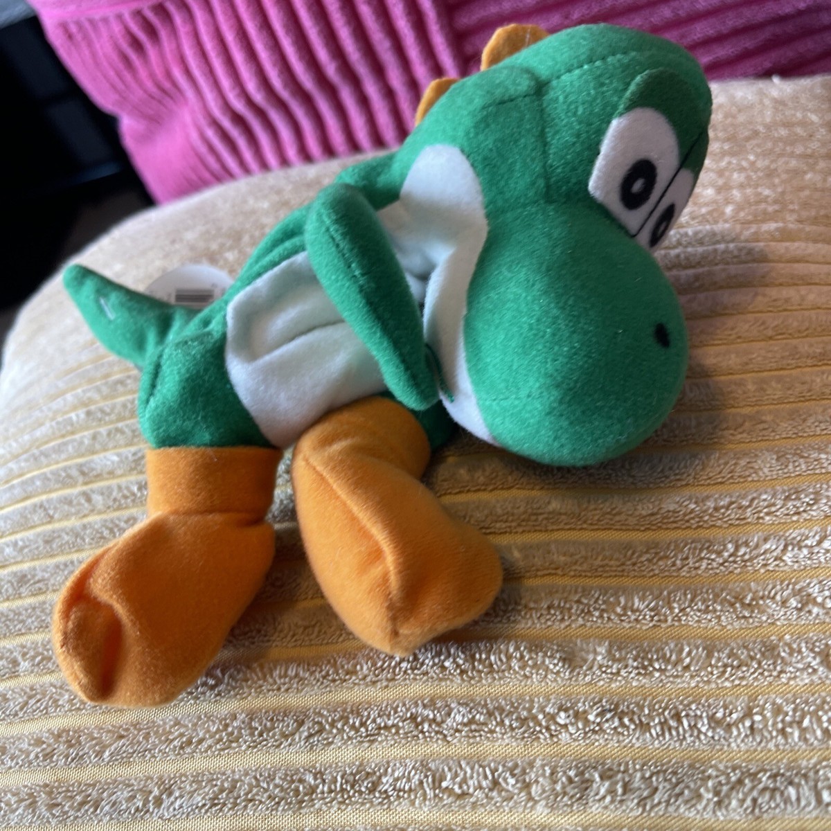 Nintendo 64 N64 Yoshi Beanbag Plush BD&A Vintage 1997 Tag Attached