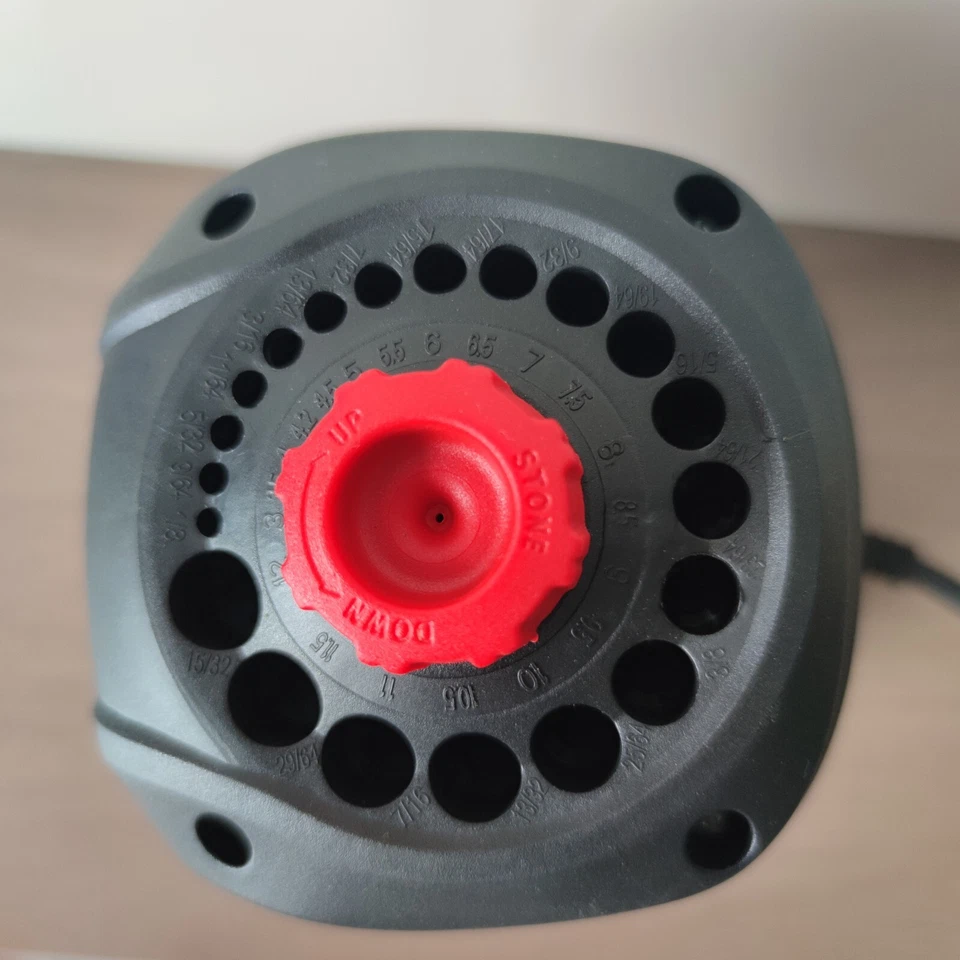 Afilador de brocas eléctrico para 118° compatible con HSS y taladro de acero al carbono Foto 3 de 4