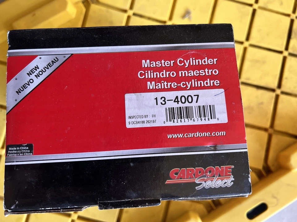 Caminhão A1 Cardone 13-4007 cilindro mestre de freio Ford E150 Van E250 E350 F150 NOVO - Imagem 2 de 3