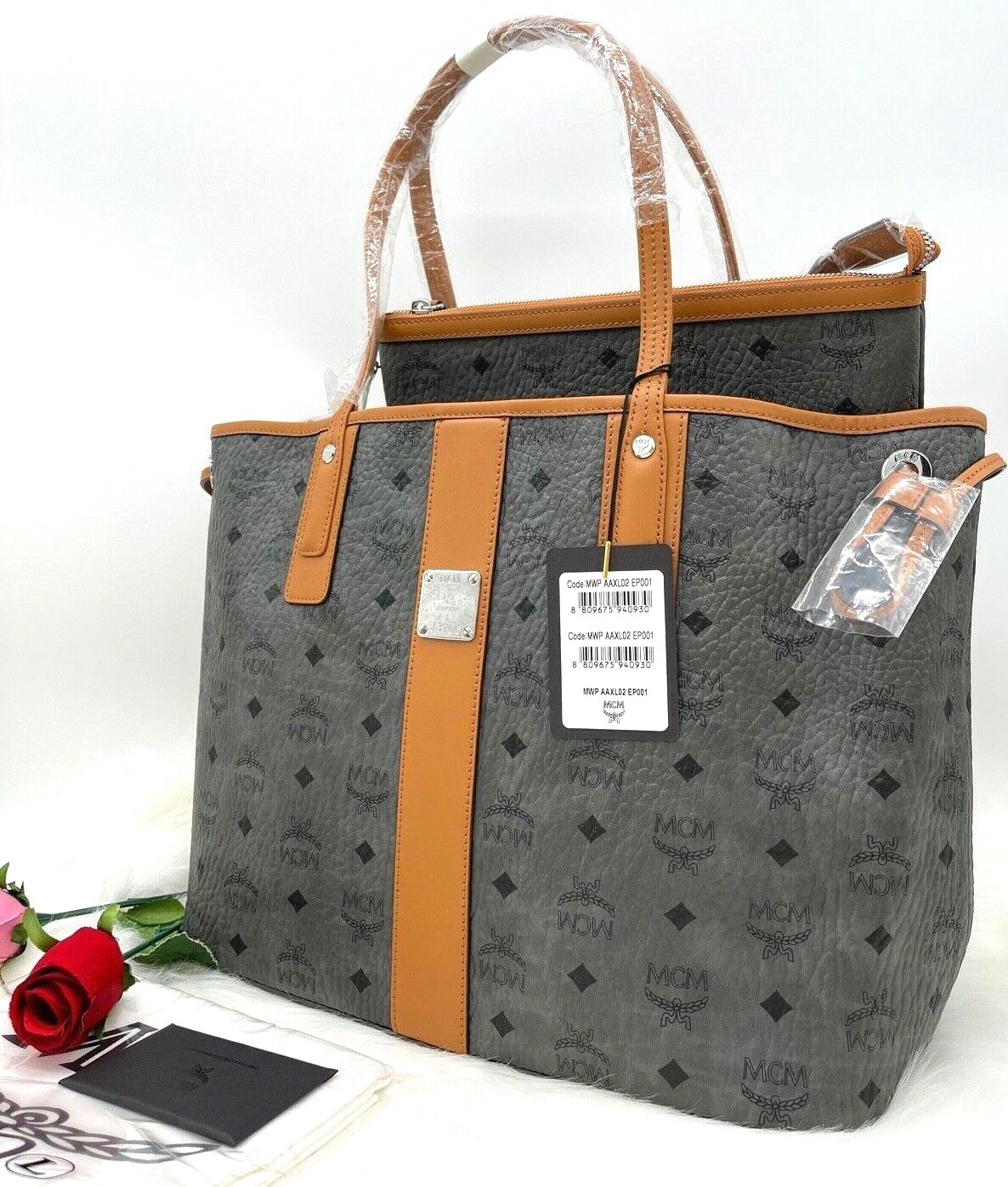 mcm medium reversible tote
